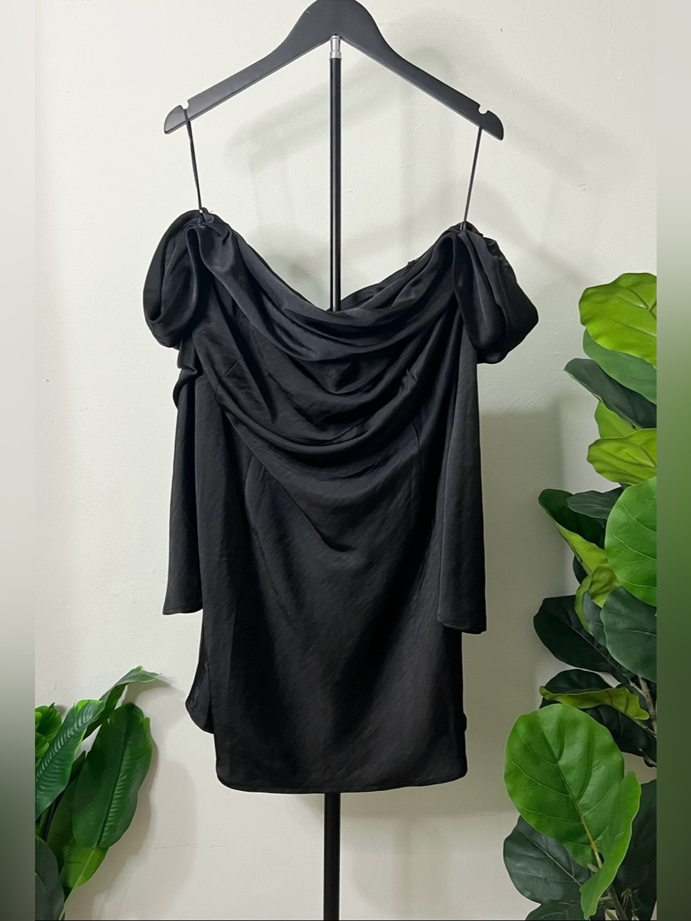 Fashion Nova Black Satin Draped Off Shoulder Mini Dress Ruched Cowl Neck Size 2X